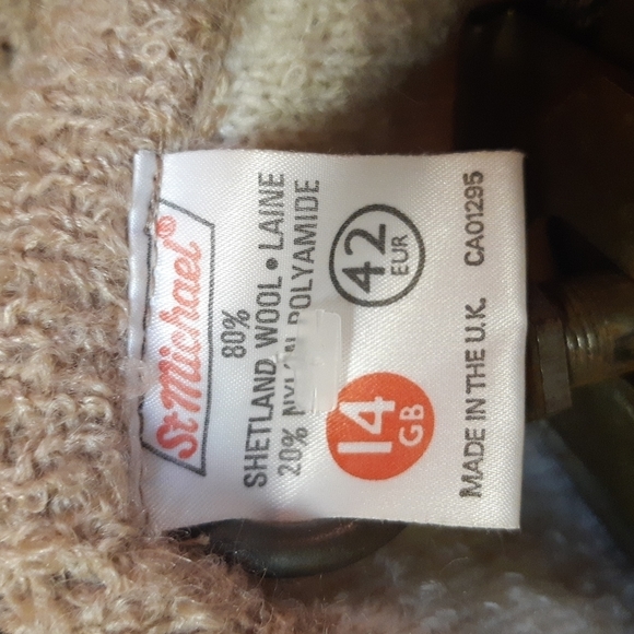 VINTAGE St.Michael Wool sweater - Picture 7 of 8